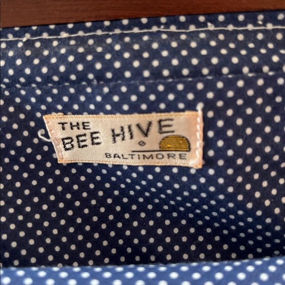 Vintage The Bee Hive by Baltimore Bermuda Bag w/ white eyelet & extra green wool - Picture 6 of 7